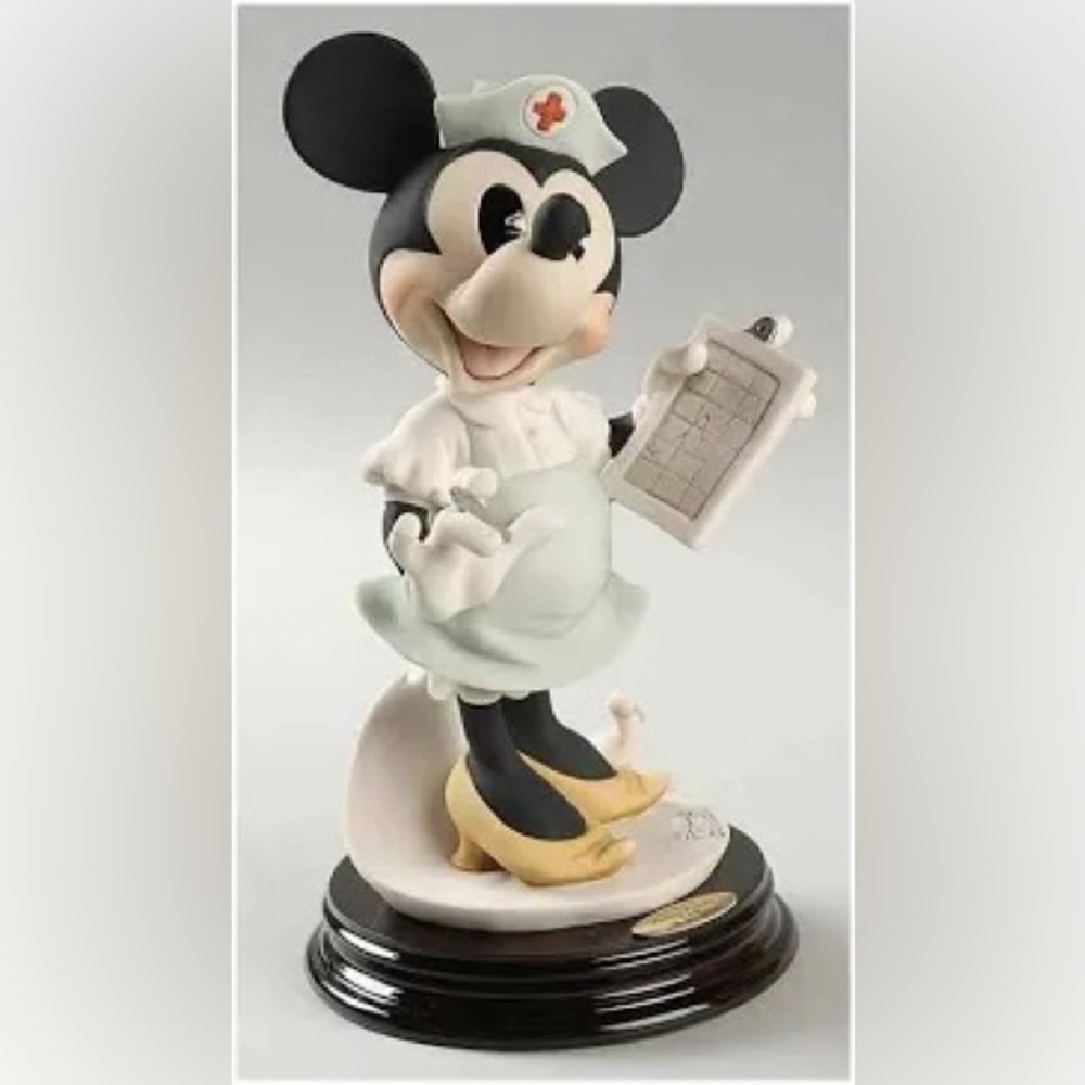 Giuseppe, Armani, Disney, Minnie, mouse nurse